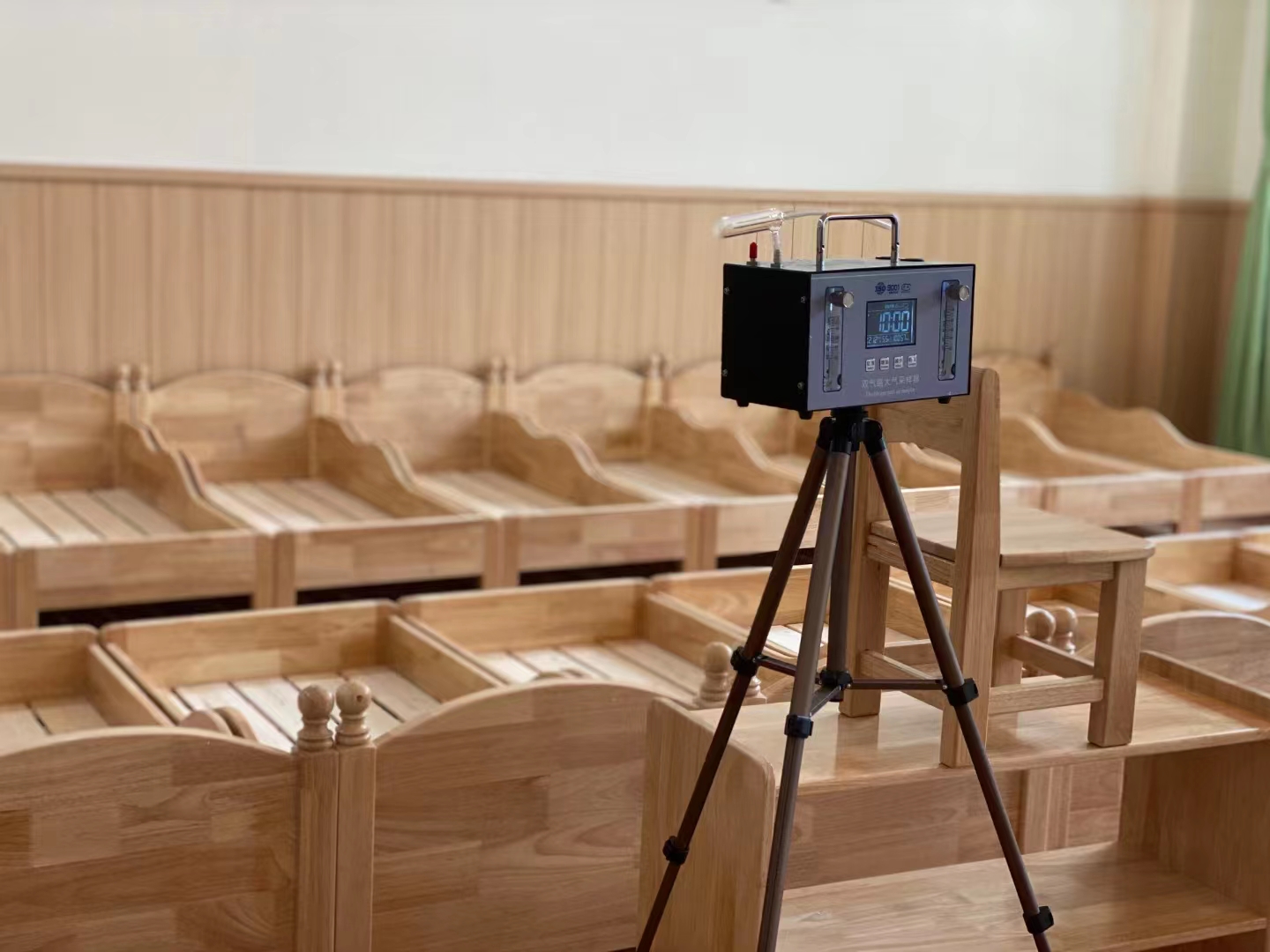 上海學(xué)校裝修或改造后，家長(zhǎng)們?cè)摿私獾膶W(xué)?？諝夂惋嬘盟踩珯z測(cè)標(biāo)準(zhǔn)！